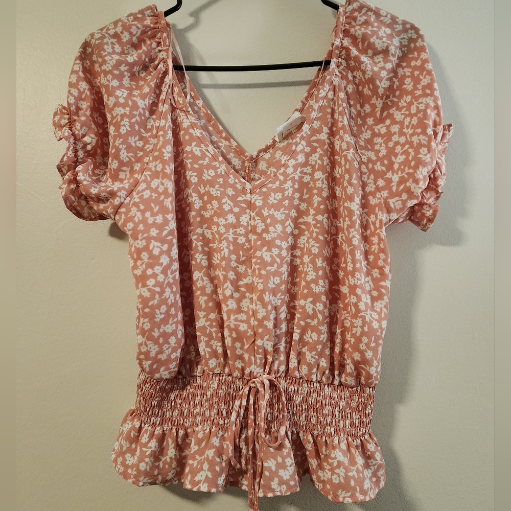 Sienna Sky Peach And White Flower Cropped Blouse